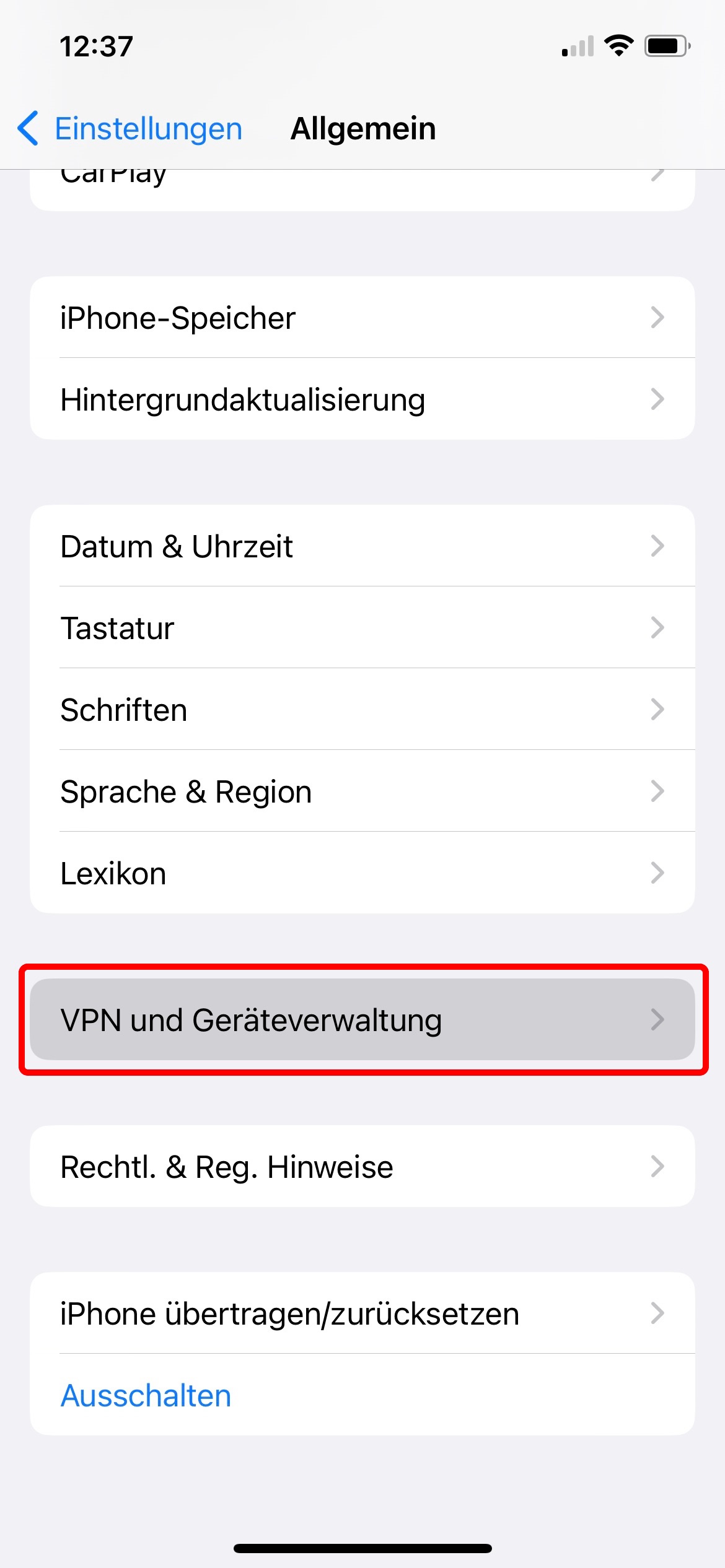 Bildschirmfoto. Im Bereich Allgemein 'VPN und Geräteverwaltung' rot umrandet